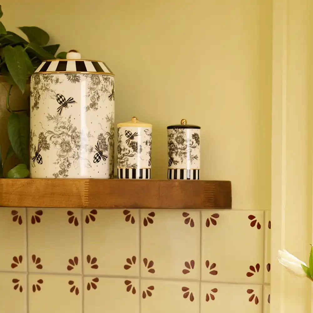 Bee Toile Salt & Pepper Set