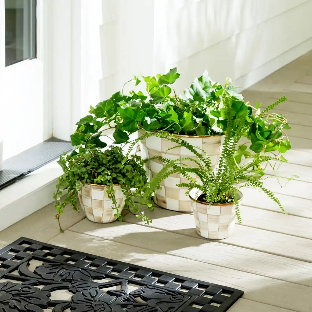 Mocha Check Extra Large Garden Pot